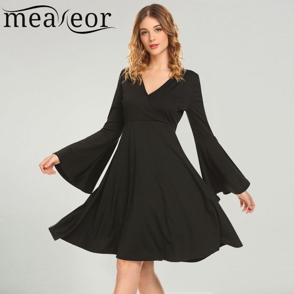 meaneor women casual dresses 2018 spring v-neck front cross trumpet sleeve pleated dress loose high waist a-line vestidos, White;black
meaneor women casual dresses 2018 spring v-neck front cross trumpet sleeve pleated dress loose high waist a-line vestidos, White;black