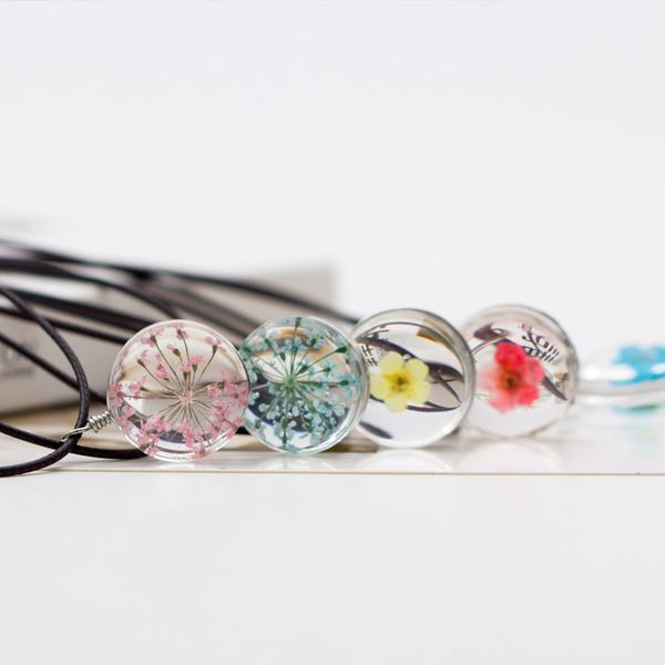 new fashion jewelry accessories dried flower necklace for women flat circular heads shape crystal glass pendant necklace, Silver
new fashion jewelry accessories dried flower necklace for women flat circular heads shape crystal glass pendant necklace, Silver