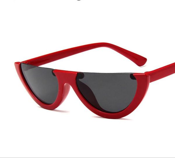 2018 new cat frame brand eyewear 10pcs/lot sunglasses vintage designer lady women fashion for half eye updka, White;black
2018 new cat frame brand eyewear 10pcs/lot sunglasses vintage designer lady women fashion for half eye updka, White;black