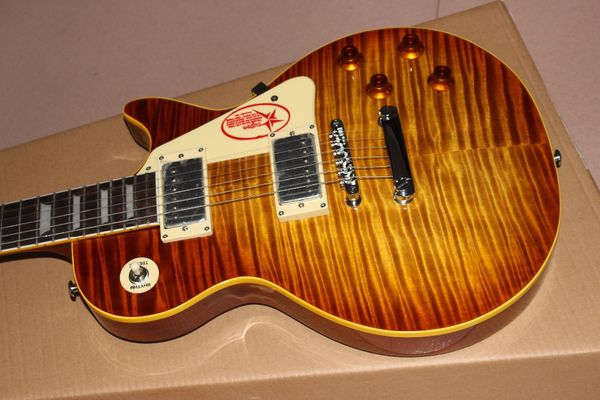 1959 R9 Fat Flame Maple Top Tobacco Sunburst Электрогитара Yellow Body Binding, One Piece шеи (без шарфа Joint), Little Pin Tonepro Bridge
1959 R9 Fat Flame Maple Top Tobacco Sunburst Электрогитара Yellow Body Binding, One Piece шеи (без шарфа Joint), Little Pin Tonepro Bridge