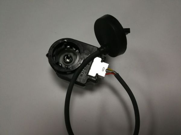 Первоначально Фара Мицубиси спрятала инициатор воспламенения D4S / D4R / ignitor номер д
Первоначально Фара Мицубиси спрятала инициатор воспламенения D4S / D4R / ignitor номер д