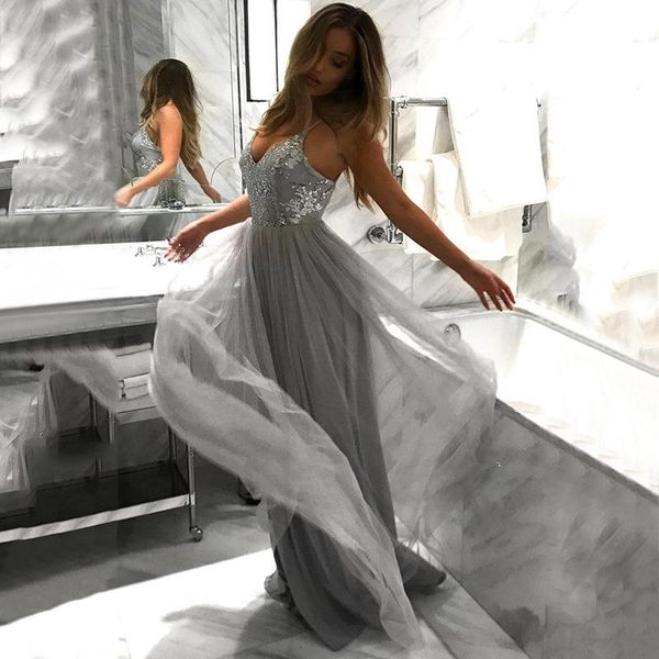 Sexy Silver Gray Evening Dresses Spaghetti Straps V Neck Bodice Sequins Tulle Prom Dresses Evening Party Dresses Backless
Sexy Silver Gray Evening Dresses Spaghetti Straps V Neck Bodice Sequins Tulle Prom Dresses Evening Party Dresses Backless