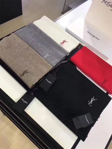 pure color warm, comfortable and elegant women's autumn and winter wool scarves are of transportation costs, Blue;gray
pure color warm, comfortable and elegant women's autumn and winter wool scarves are of transportation costs, Blue;gray
