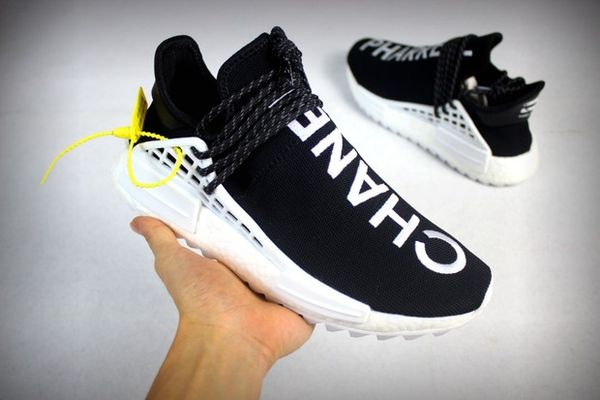 2018 new designer human race trail running shoes men women pharrell williams hu runner black white red blue sports mens shoes
2018 new designer human race trail running shoes men women pharrell williams hu runner black white red blue sports mens shoes