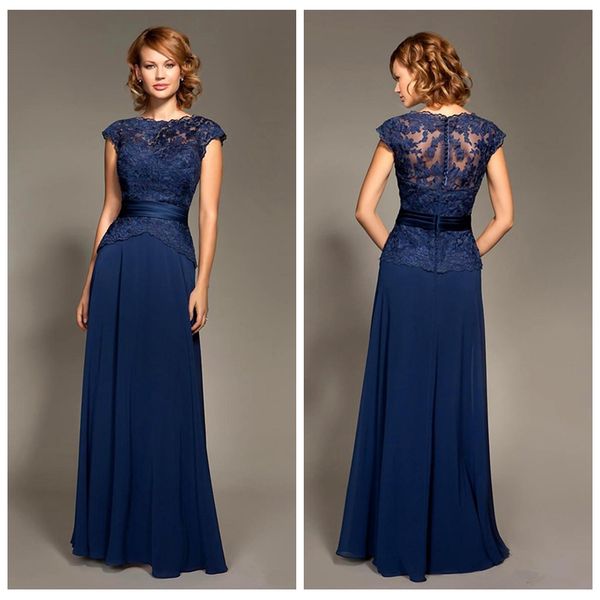 2021 formal lace appliques long bridesmaid dress chiffon customized vestidos de maid of honor dress for wedding party gown, White;pink
2021 formal lace appliques long bridesmaid dress chiffon customized vestidos de maid of honor dress for wedding party gown, White;pink