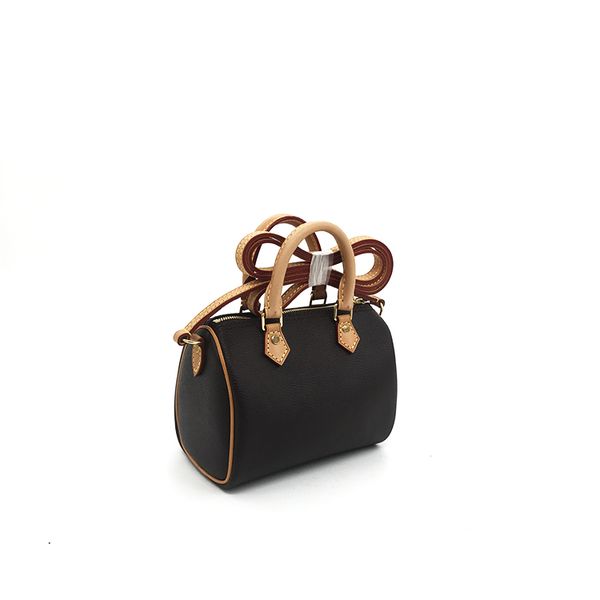 2018women designer handbag new messenger bag shoulder bag mini fashion chain bag women perfect small package l148
2018women designer handbag new messenger bag shoulder bag mini fashion chain bag women perfect small package l148