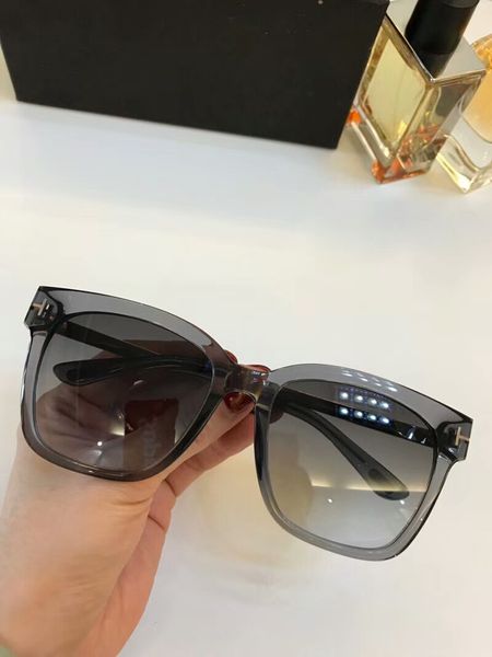 new fashion women sunglasses 0643 men sunglasses simple and generous men sun glasses outdoor uv400 protection eyewear with case, White;black
new fashion women sunglasses 0643 men sunglasses simple and generous men sun glasses outdoor uv400 protection eyewear with case, White;black
