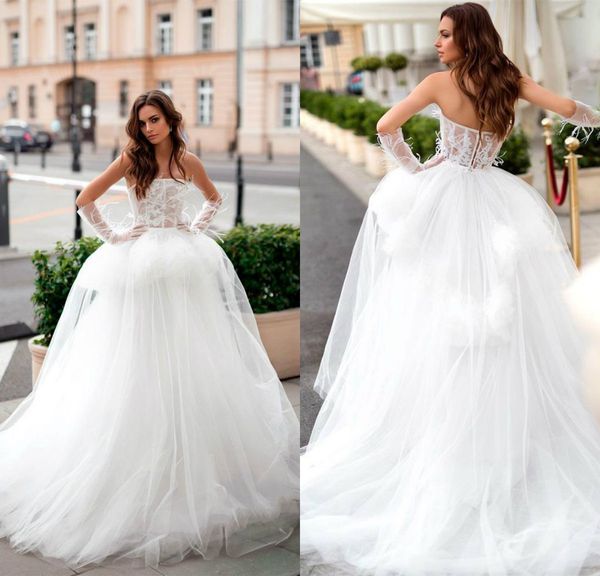 2019 summer wedding dresses strapless lace detachable gloves a line bohemian wedding dress sweep train backless plus size bridal gowns, White
2019 summer wedding dresses strapless lace detachable gloves a line bohemian wedding dress sweep train backless plus size bridal gowns, White