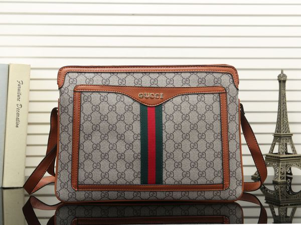 2018 brand de igner men pu leather handbag briefca e lap houlder bag me enger bag male de gin handbag wallet with tag
2018 brand de igner men pu leather handbag briefca e lap houlder bag me enger bag male de gin handbag wallet with tag