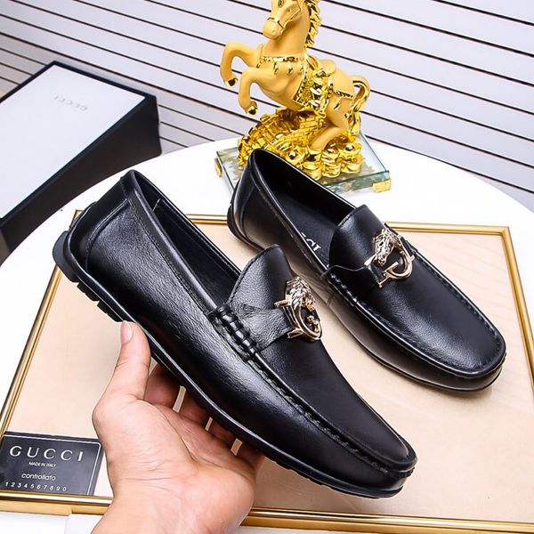 new fashion shoes men 2018 summer breathable genuine leather sneakers lace up flat shoes male trainers lightweight men casual shoes, Black;red
new fashion shoes men 2018 summer breathable genuine leather sneakers lace up flat shoes male trainers lightweight men casual shoes, Black;red