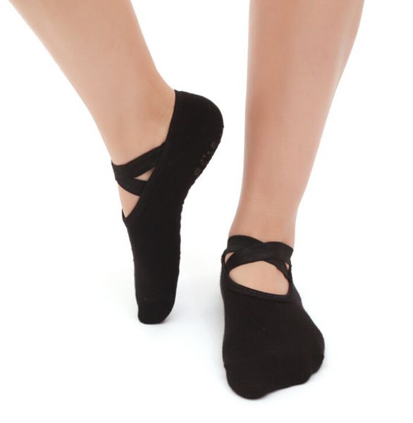 yoga socks wholesale autumn and winter new ladies cotton cross belt professional non-slip plastic yoga socks, Black
yoga socks wholesale autumn and winter new ladies cotton cross belt professional non-slip plastic yoga socks, Black