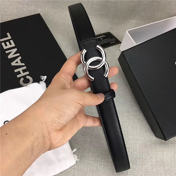 2018 Free Shipping letters women's smooth buckle brand belt body casual leather belt can be wholesale
2018 Free Shipping letters women's smooth buckle brand belt body casual leather belt can be wholesale
