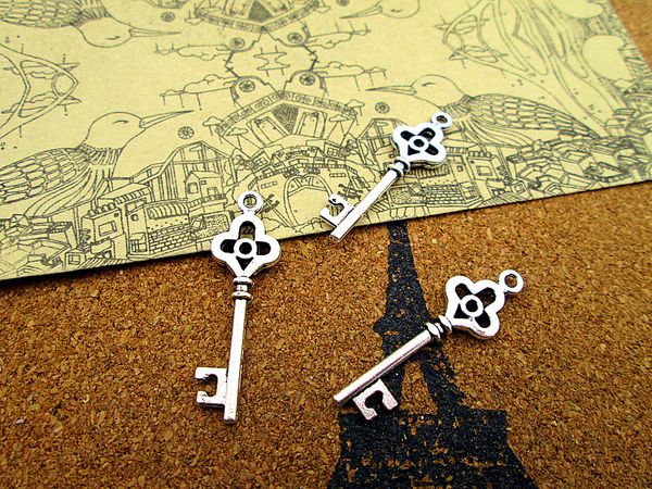 75pcs vintage key charms, antique tibetan silver key charms pendants 35x10mm, Bronze;silver
75pcs vintage key charms, antique tibetan silver key charms pendants 35x10mm, Bronze;silver
