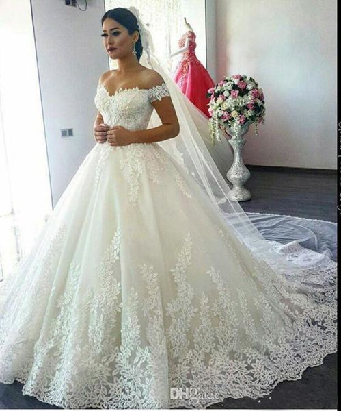 new 2019 luxury lace ball gown wedding dresses a line off shoulder sweep train bridal gowns with lace applique plus size wedding gowns, White
new 2019 luxury lace ball gown wedding dresses a line off shoulder sweep train bridal gowns with lace applique plus size wedding gowns, White