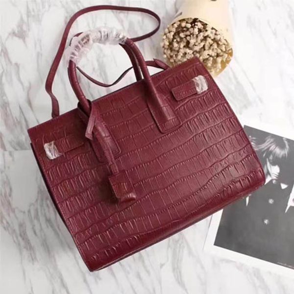 women leather totes 32cm medium size crocodile grain real cow leather with zipper selected real leather high cost effective
women leather totes 32cm medium size crocodile grain real cow leather with zipper selected real leather high cost effective