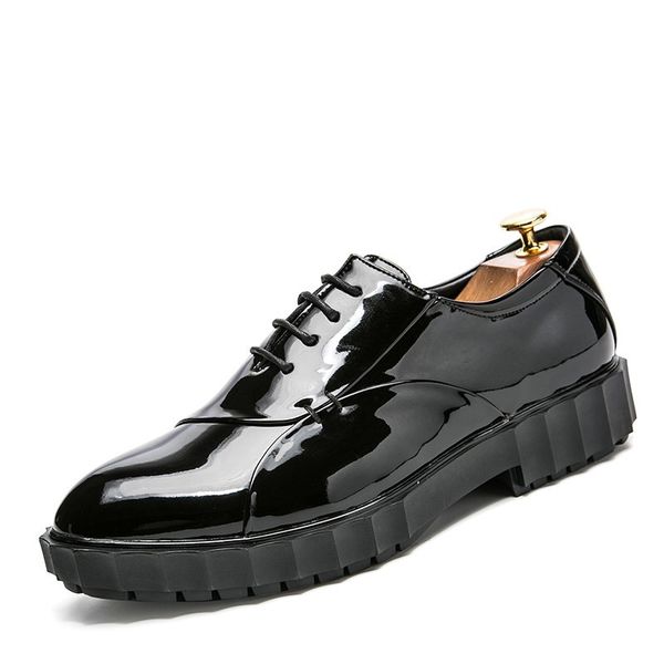 2018 patent leather black formal shoes men office business boss oxford shoes for men pointed toe mens wedding party dress shoes
2018 patent leather black formal shoes men office business boss oxford shoes for men pointed toe mens wedding party dress shoes