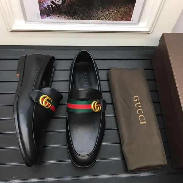 2018 handmade genuine patent leather leather patchwork with bow tie men wedding black dress shoes men's banquet loafers size:38-45
2018 handmade genuine patent leather leather patchwork with bow tie men wedding black dress shoes men's banquet loafers size:38-45