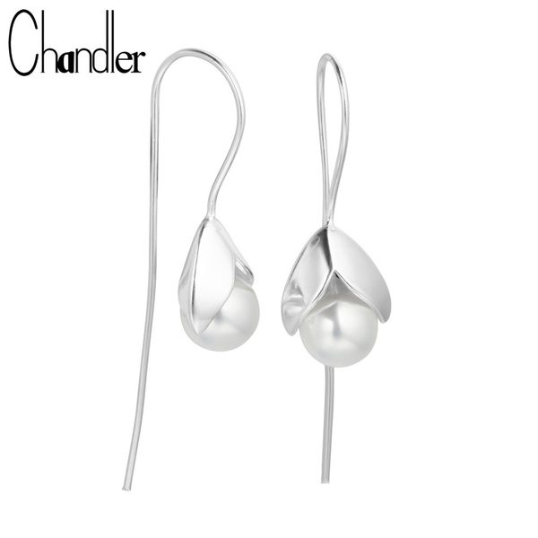 chandler 2017 selling silver jewelry 100% real freshwater pearl drop earrings for women long flower earring
chandler 2017 selling silver jewelry 100% real freshwater pearl drop earrings for women long flower earring