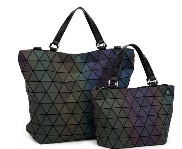 luminous bags women geometry lattic sequins mirror saser plain folding bags casual tote bag hologram ing
luminous bags women geometry lattic sequins mirror saser plain folding bags casual tote bag hologram ing
