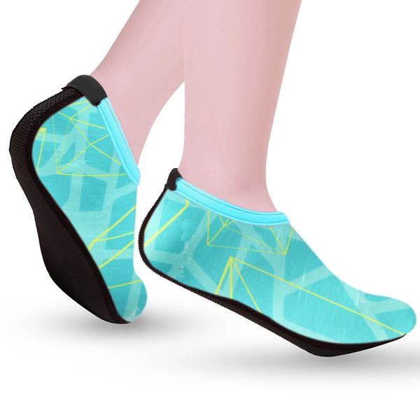 quick-dry breathable diving socks sandy beach swimming fins men women outdoors cycling yoga water sports shoe stocking socks, Black
quick-dry breathable diving socks sandy beach swimming fins men women outdoors cycling yoga water sports shoe stocking socks, Black