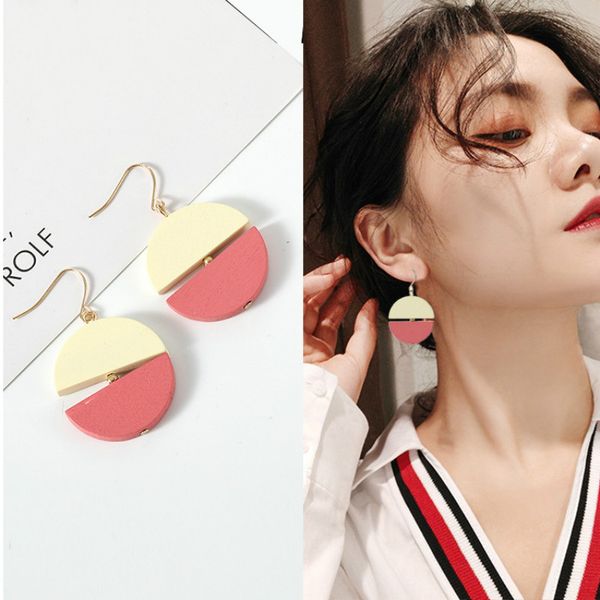 2018 new fashion temperament simple two-color mosaic retro wood earrings jewelry wholesale, Silver
2018 new fashion temperament simple two-color mosaic retro wood earrings jewelry wholesale, Silver