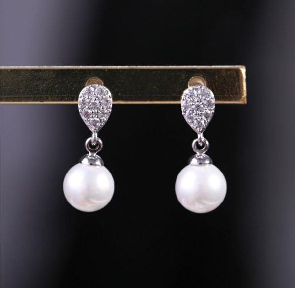 korean temperament pearl pearling diamond pin 2018 new earrings jewelry luxury fashion earrings, Slivery;golden
korean temperament pearl pearling diamond pin 2018 new earrings jewelry luxury fashion earrings, Slivery;golden