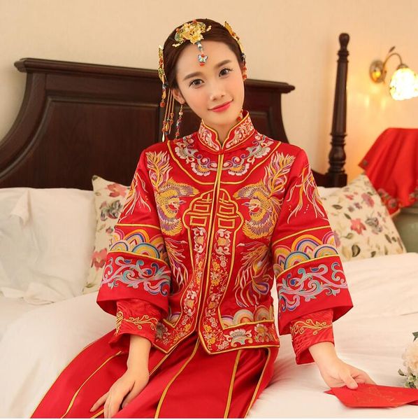 vintage style bride wedding qipao dress red wedding complex costume for overseas chinese suzhou embroidery vestidos de casamento
vintage style bride wedding qipao dress red wedding complex costume for overseas chinese suzhou embroidery vestidos de casamento