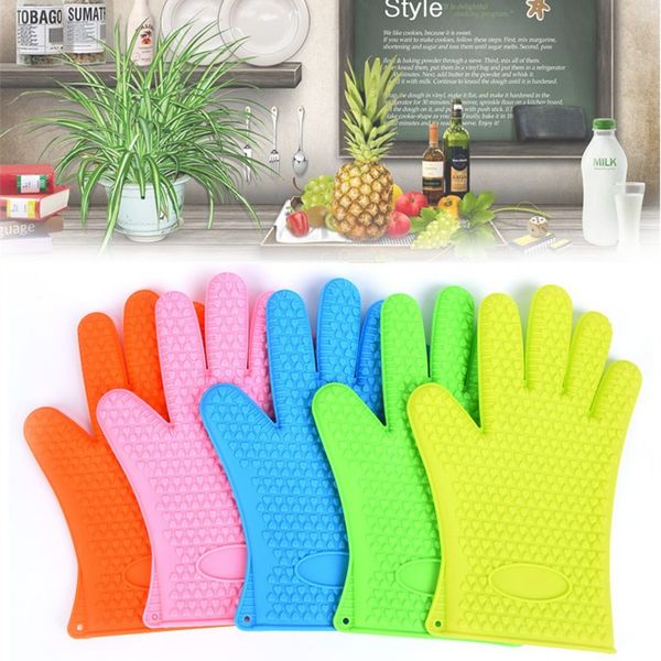 the silicone nonstick baking gloves pastry table gloves with silicone gloves wax non-stick pads ib720
the silicone nonstick baking gloves pastry table gloves with silicone gloves wax non-stick pads ib720