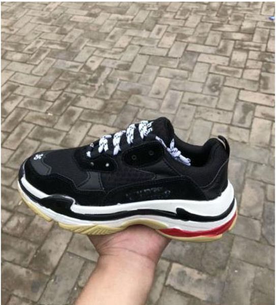 Горячо!!2018 Мода Париж 17FW тройной S Sneaker тройной S повседневная роскошные папа обувь
Горячо!!2018 Мода Париж 17FW тройной S Sneaker тройной S повседневная роскошные папа обувь