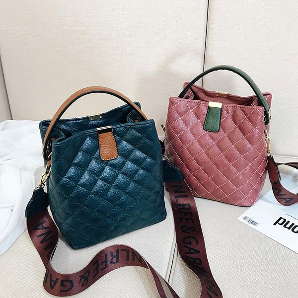 New Fashion Drawstring Plaid bags Purse for Ladies bags for women shoulder Cross body Messenger bags Xiqiwu /11
New Fashion Drawstring Plaid bags Purse for Ladies bags for women shoulder Cross body Messenger bags Xiqiwu /11