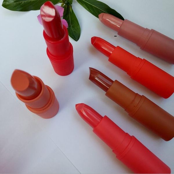 2018 Горячий цветной блеск для губ ULTRA MATTE LIQUID LIPSTICKS Различные цвета Длительный цветной поп Губная помада Lipgloss
2018 Горячий цветной блеск для губ ULTRA MATTE LIQUID LIPSTICKS Различные цвета Длительный цветной поп Губная помада Lipgloss