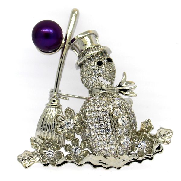 2019 new european and american brooch pearl jewelry snowman pin christmas gift brooch, Gray
2019 new european and american brooch pearl jewelry snowman pin christmas gift brooch, Gray