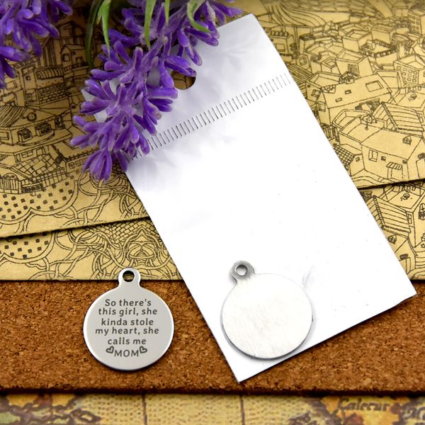 40pcs--"so there is this girl she kinda stole my heart she "stainless steel charms more style for choosing diy charms pendants for, Bronze;silver
40pcs--"so there is this girl she kinda stole my heart she "stainless steel charms more style for choosing diy charms pendants for, Bronze;silver