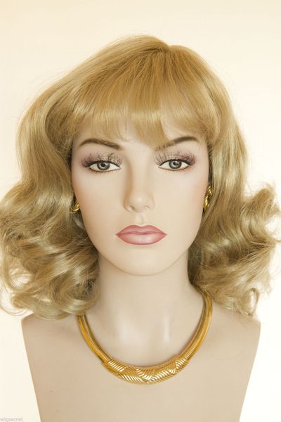 light golden blonde blonde medium skin wavy wigs, Black;brown 
light golden blonde blonde medium skin wavy wigs, Black;brown