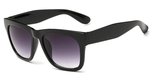 european fashion women & men classic sunglasses thick frame sun glasses arrow decoration spectacles adumbral eyeglasses for travel eyewear, White;black 
european fashion women & men classic sunglasses thick frame sun glasses arrow decoration spectacles adumbral eyeglasses for travel eyewear, White;black