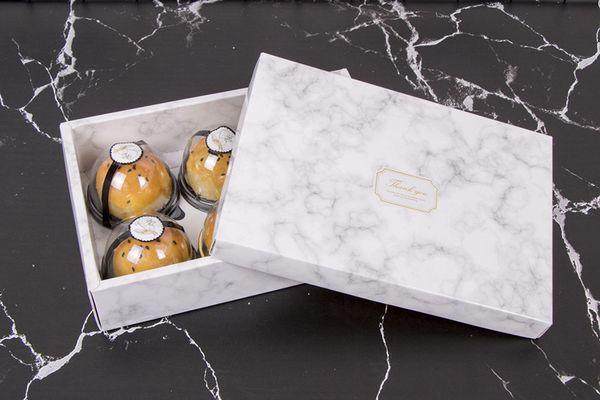 snow niang egg-yolk puff gift box marble style moon cake box wholesale
snow niang egg-yolk puff gift box marble style moon cake box wholesale