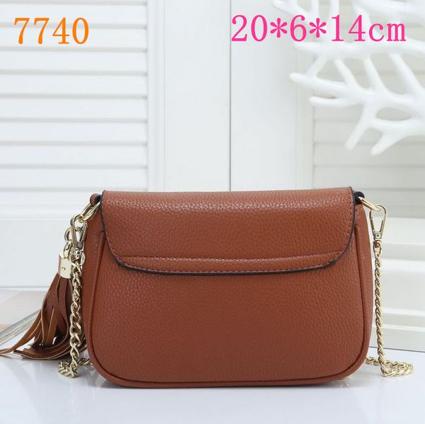 fashionable new product fashionable shoulder bag european and american famous stylist designs simple and fashionable, size :20 * 6 * 14 cent
fashionable new product fashionable shoulder bag european and american famous stylist designs simple and fashionable, size :20 * 6 * 14 cent