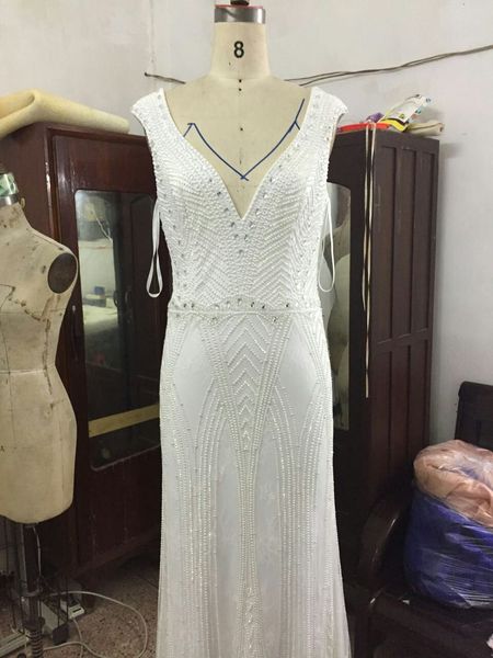 white tulle beading crystal v neck sheath wedding dresses open back floor length bridal gowns custom made
white tulle beading crystal v neck sheath wedding dresses open back floor length bridal gowns custom made
