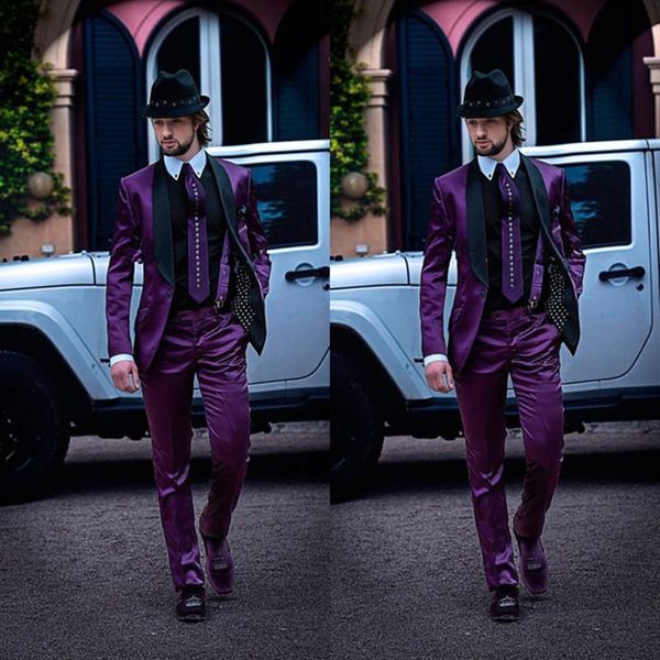 2017 new italian mens suits purple jacket with black collar wedding tuxedos latest coat pant designs men suit costume homme, White;black
2017 new italian mens suits purple jacket with black collar wedding tuxedos latest coat pant designs men suit costume homme, White;black