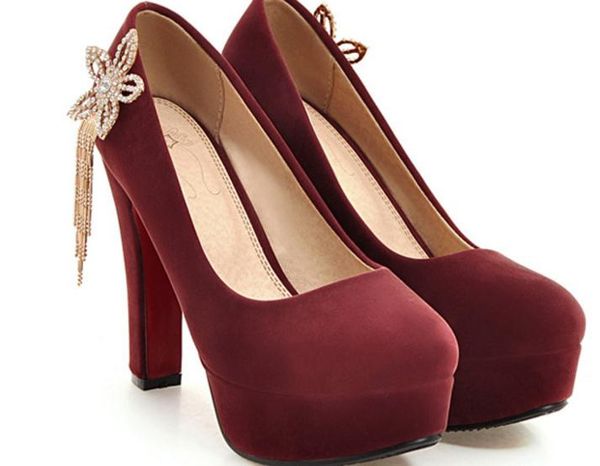 send high heeled shoes water drill coarse heel single shoes large size 44---47 yards women shoes, Black
send high heeled shoes water drill coarse heel single shoes large size 44---47 yards women shoes, Black