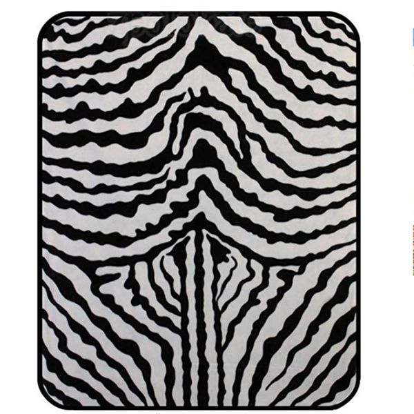 lightweight queen/full oversize black & white zebra stripe faux fur blanket
lightweight queen/full oversize black & white zebra stripe faux fur blanket