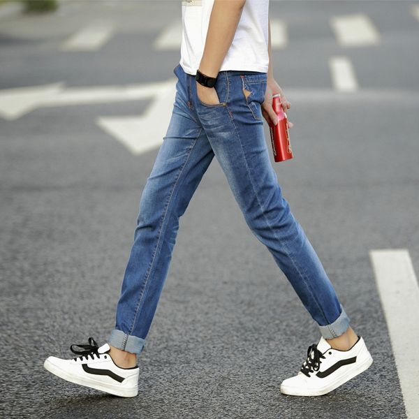 2018 spring men's jeans shown young people's wear korean version of casual men's trousers small straight trousers, Blue
2018 spring men's jeans shown young people's wear korean version of casual men's trousers small straight trousers, Blue