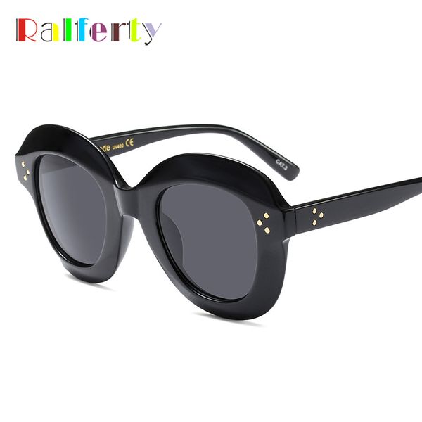 ralferty 2018 ladies sunglasses women oversized frame sun glasses uv400 black shades trendy eyewear accessories oculos f97405, White;black
ralferty 2018 ladies sunglasses women oversized frame sun glasses uv400 black shades trendy eyewear accessories oculos f97405, White;black
