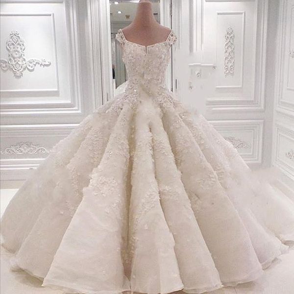 dubai elegant long wedding dresses 2018 square beads lace appliques tulle ball gown bridal dress gorgeous bodice lace-up wedding gowns, White
dubai elegant long wedding dresses 2018 square beads lace appliques tulle ball gown bridal dress gorgeous bodice lace-up wedding gowns, White