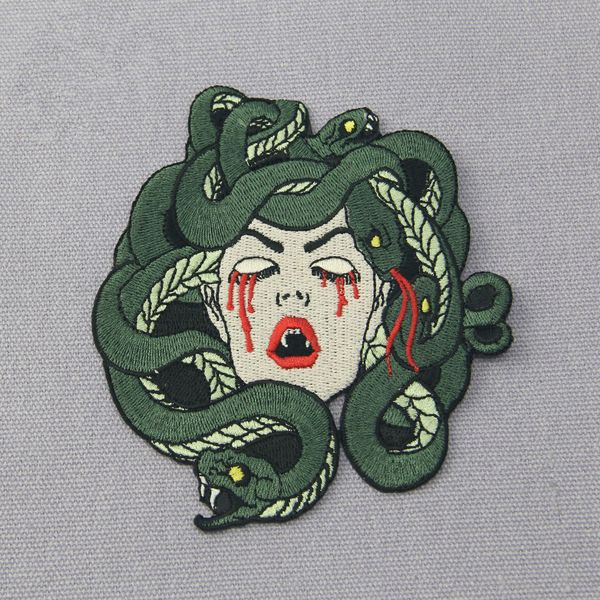 Пакет с вышивкой на заплатках The Bleeding Medusa экологичные крупные заплатки для курток
Пакет с вышивкой на заплатках The Bleeding Medusa экологичные крупные заплатки для курток