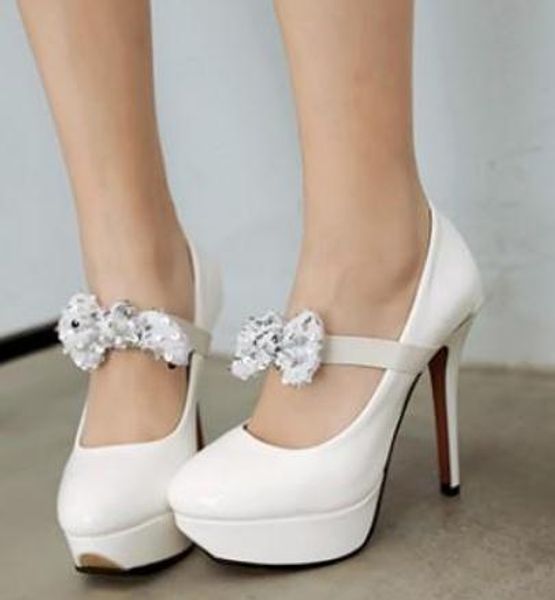send 2018 spring new style bowknot round head shallow mouth fine heel high heel women shoes, Black
send 2018 spring new style bowknot round head shallow mouth fine heel high heel women shoes, Black