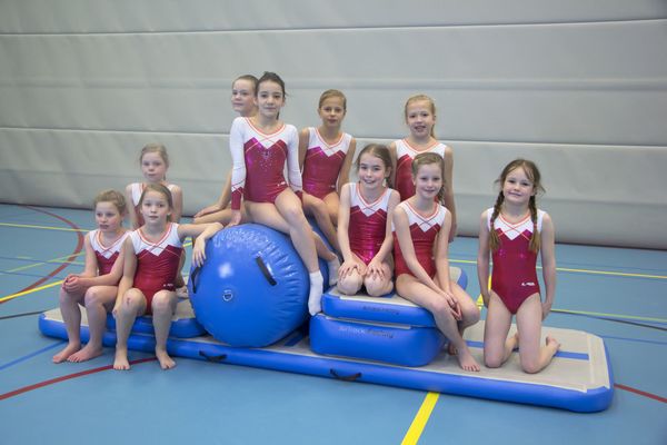 inflatable air track 6 pieces tumbling gymnastics mattress gym tumble airtrack floor tumbling air track come with a pump
inflatable air track 6 pieces tumbling gymnastics mattress gym tumble airtrack floor tumbling air track come with a pump