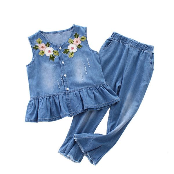 3-12 y summer girls clothes set denim outfits fashion sets for girl sleeveless embroidery flared trousers children's sets, White
3-12 y summer girls clothes set denim outfits fashion sets for girl sleeveless embroidery flared trousers children's sets, White