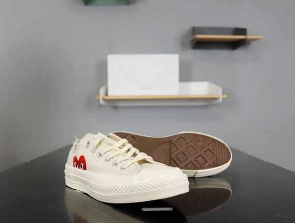 new designer shoes canvas skate shoes spring and fall sell shoes white and black available hot
new designer shoes canvas skate shoes spring and fall sell shoes white and black available hot
