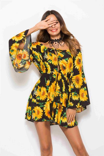 2018 summer europe and the united states new print elastic waist lace dress strapless collar skirt, Black;gray
2018 summer europe and the united states new print elastic waist lace dress strapless collar skirt, Black;gray